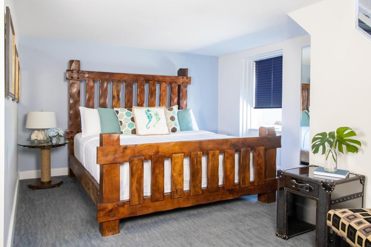 Retro Suites Hotel Chatham-Kent Esterno foto