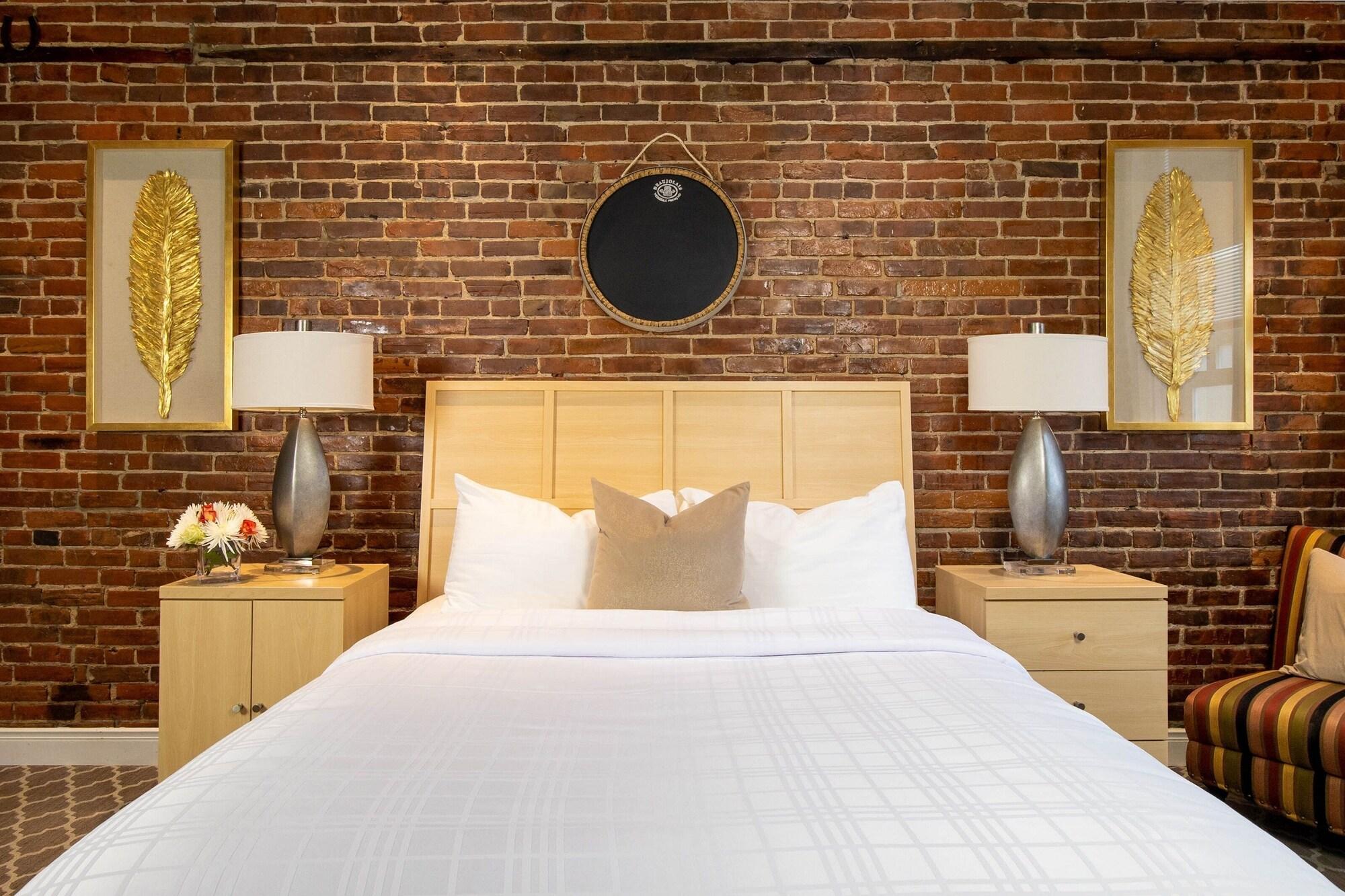 Retro Suites Hotel Chatham-Kent Esterno foto